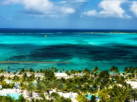 Nassau Bahamas; Courtesy of Ruth Peterkin/Shutterstock.com